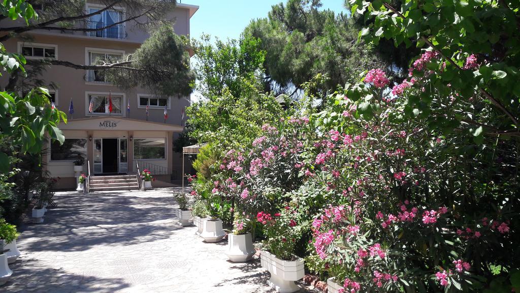 Melis Hotel คูซาดาซี ภายนอก รูปภาพ