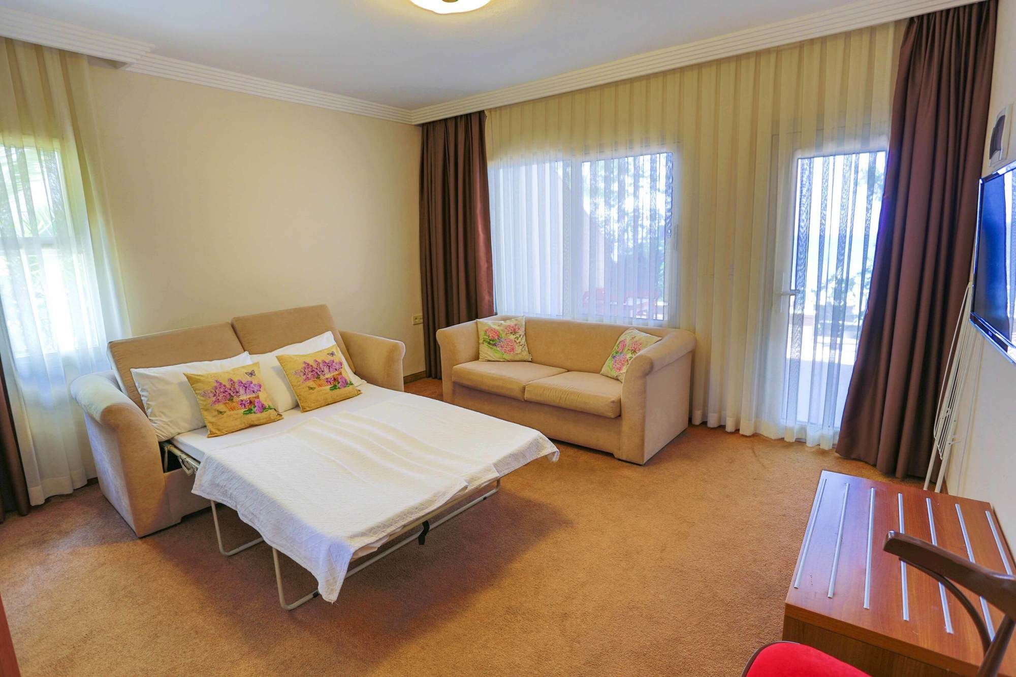 Melis Hotel คูซาดาซี ภายนอก รูปภาพ